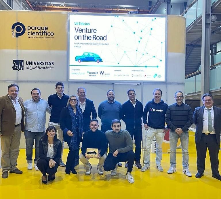 «Tu Trámite Fácil» gana Venture on the Road Elche, organizado por BStartup de Banco Sabadell, SeedRocket y Wayra