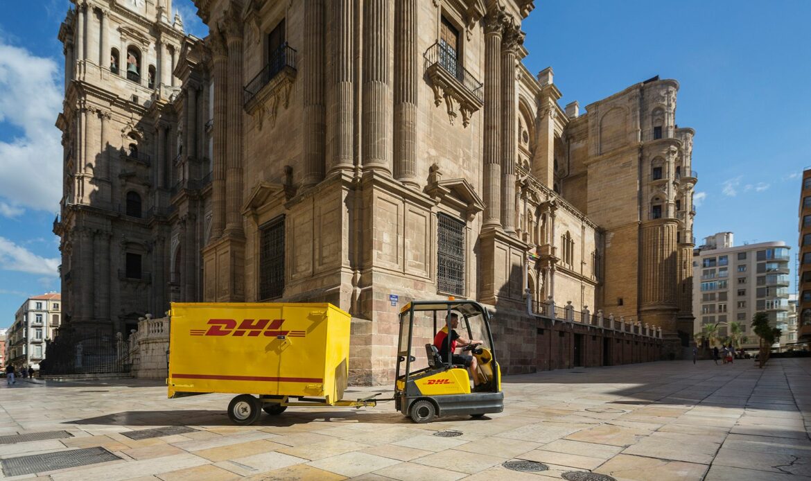 DHL eCommerce ahorra 618 toneladas de CO2, con el reparto de más de 2 millones de entregas sostenibles en 2023