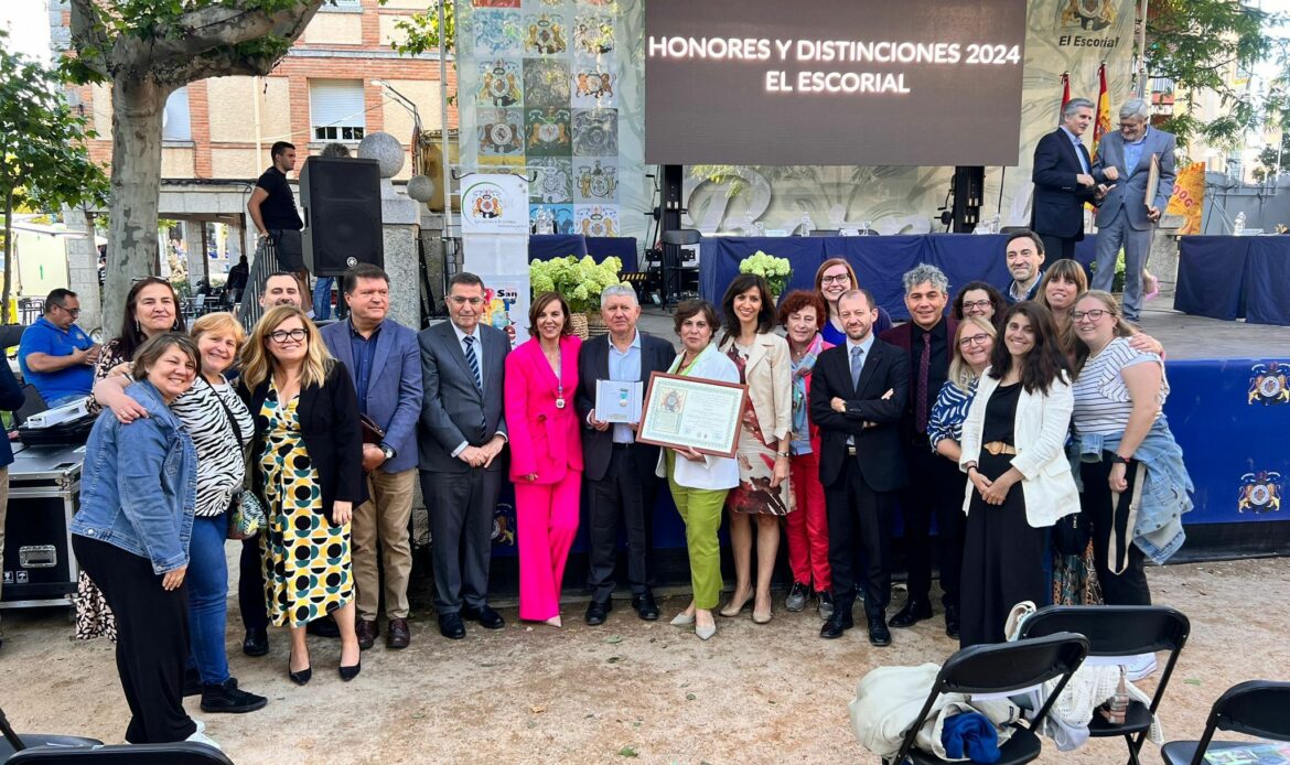 El Ayuntamiento de El Escorial concede su Medalla de Oro al colegio GSD, en reconocimiento a sus 20 años de labor educativa