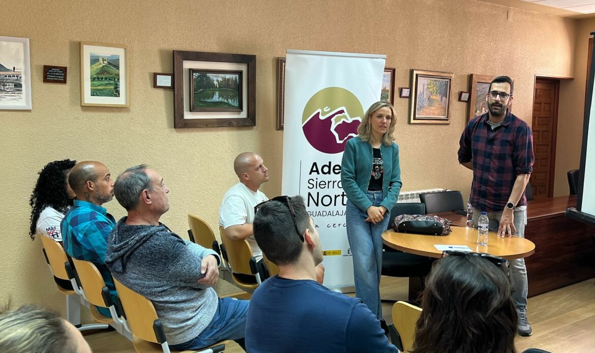 Gran acogida de las jornadas informativas sobre las ayudas de ADEL para la creación de empresas rurales