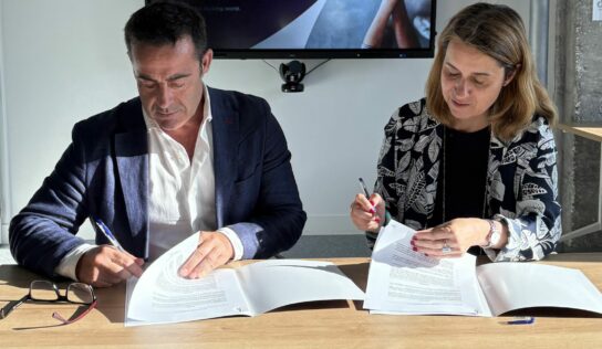 LHH y WIB firman una alianza estratégica para impulsar el liderazgo femenino en el sector bancario