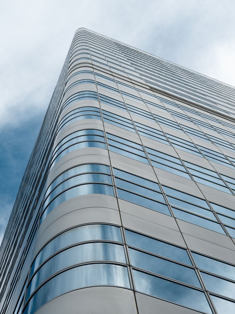 ONLINE VALLES inaugura sus nuevas oficinas en la Torre Millenium de Sabadell y refuerza su posicionamiento como agencia líder en marketing digital