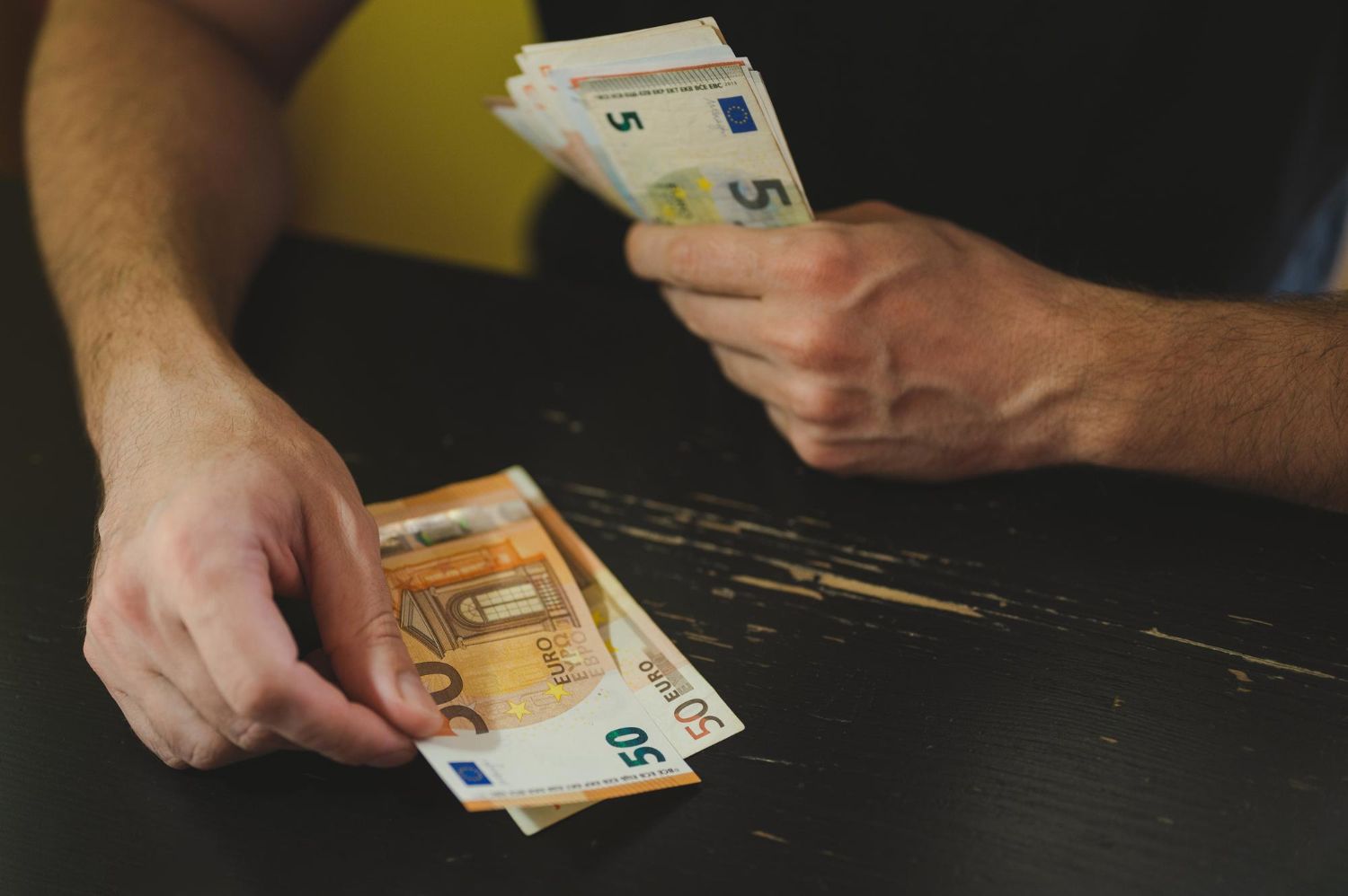 La Casa del TPV analiza la huelga del TPV: autónomos optan por el pago en efectivo en toda España