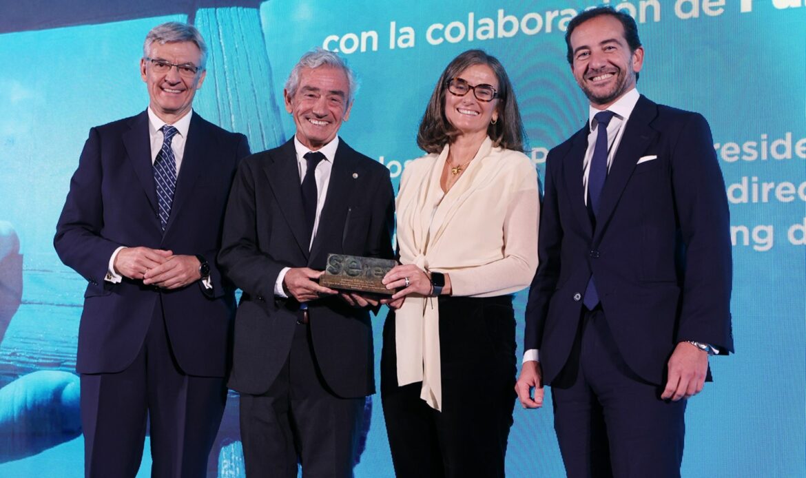 Konecta, galardonada con el Premio SERES 2025 por impulsar la empleabilidad a través del Hub Empleo Verde