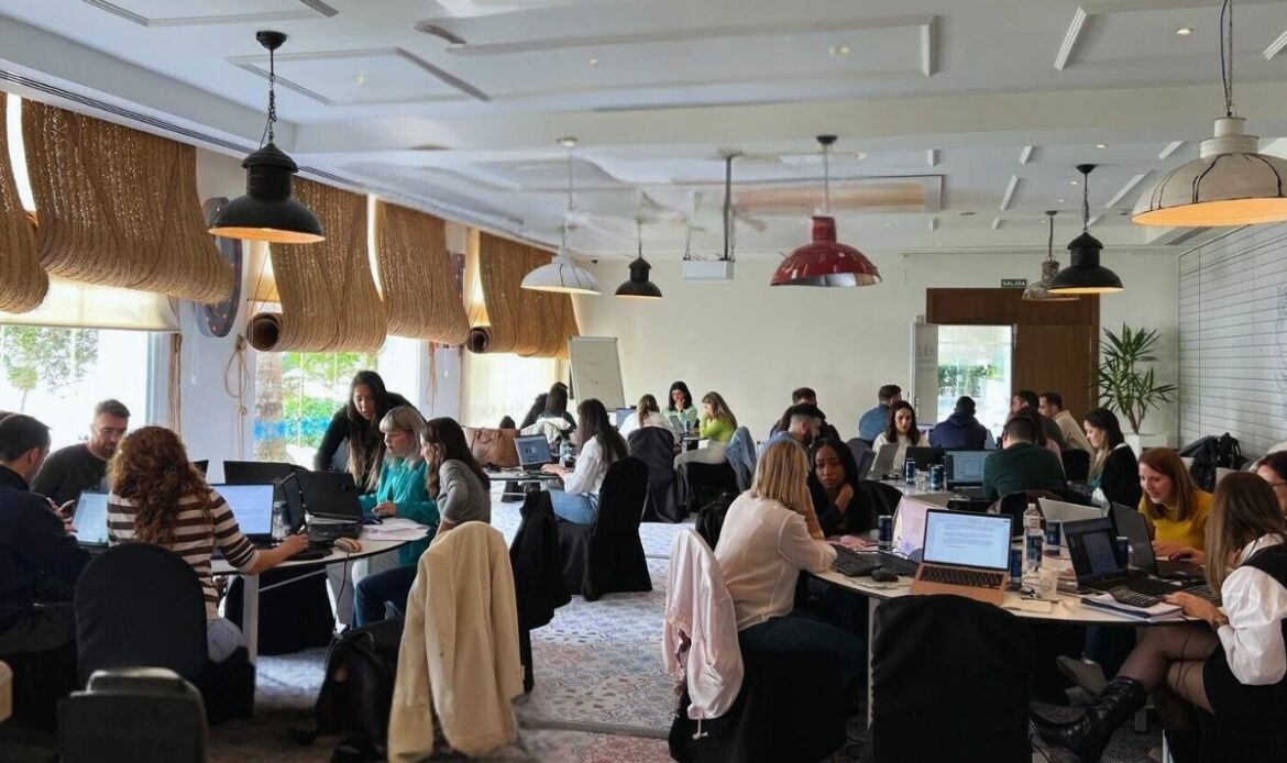 2025, un año de logros y resistencia: Allzone cierra el ejercicio con la mirada puesta en el futuro