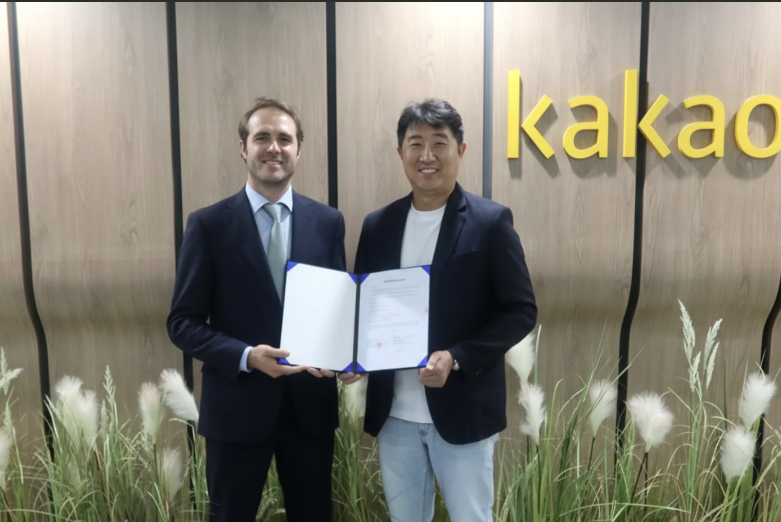 AWOLF y Kakao sellan la alianza más relevante del año en simuladores de golf y aceleran la expansión del golf indoor a nivel mundial