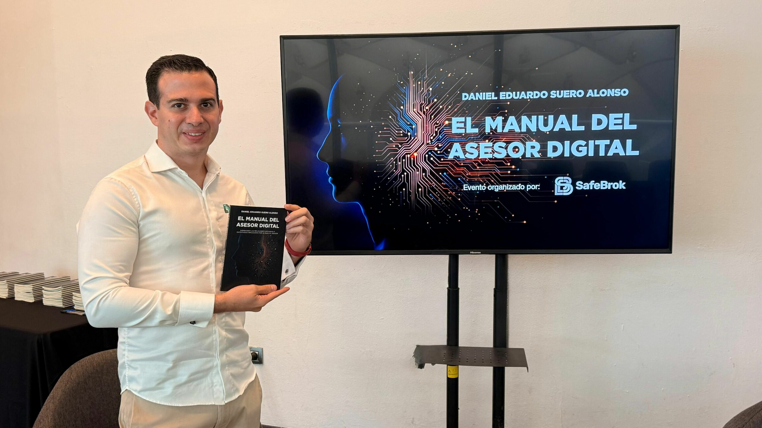 Daniel Suero Alonso lanza un manual para transformar la asesoría patrimonial en dos continentes