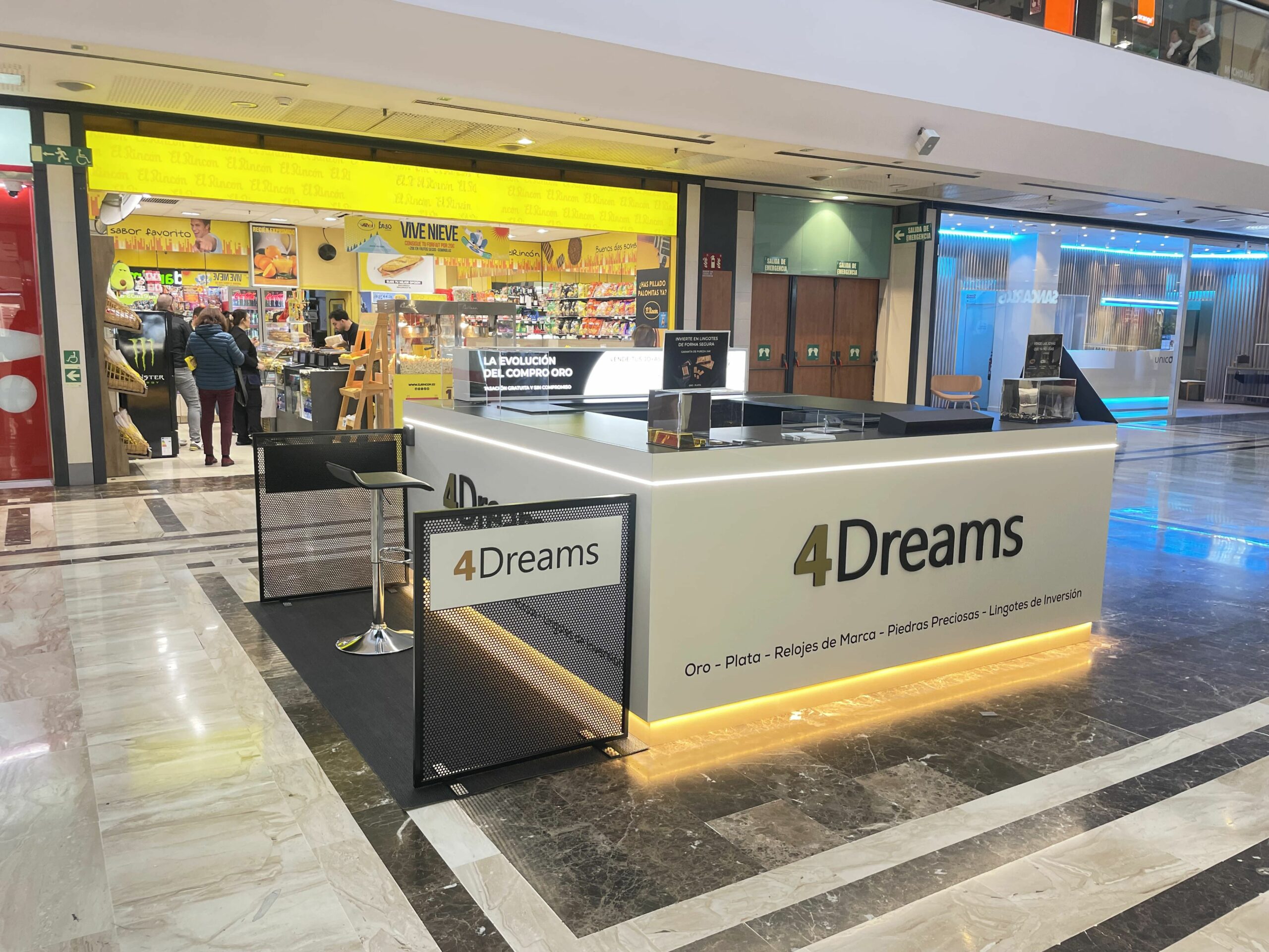 Zaragoza recibe al líder del compro oro 4Dreams con su stand 35