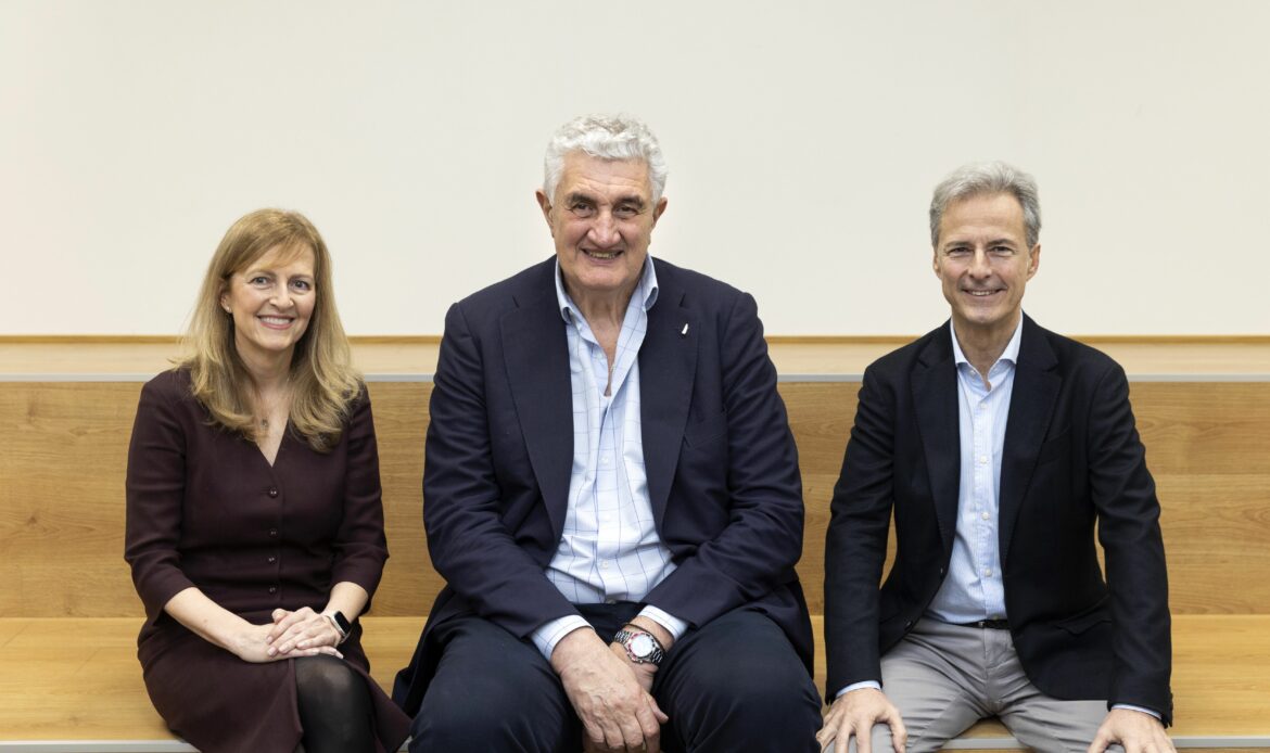 Santander Mapfre Hipoteca Inversa firma un acuerdo con Fernando Romay