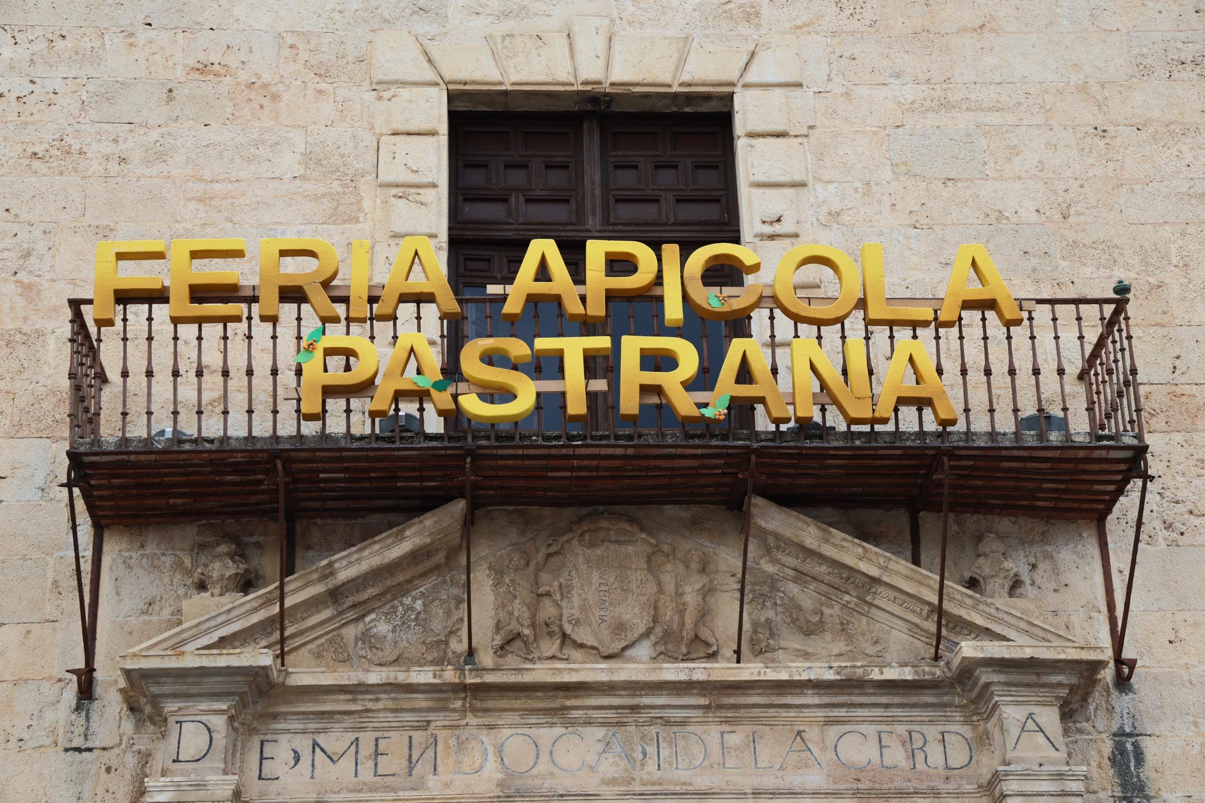 Pastrana cierra una gran Feria Apícola