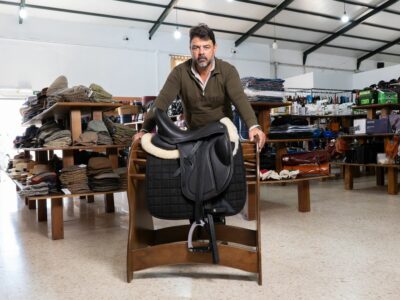 Nace Hippikos, la marca de montura de las nuevas generaciones de jinetes
